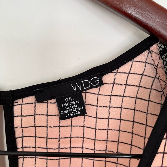 WDG Pink Grid Pattern Sleeveless Top SIZE LARGE - Picture 3 of 5